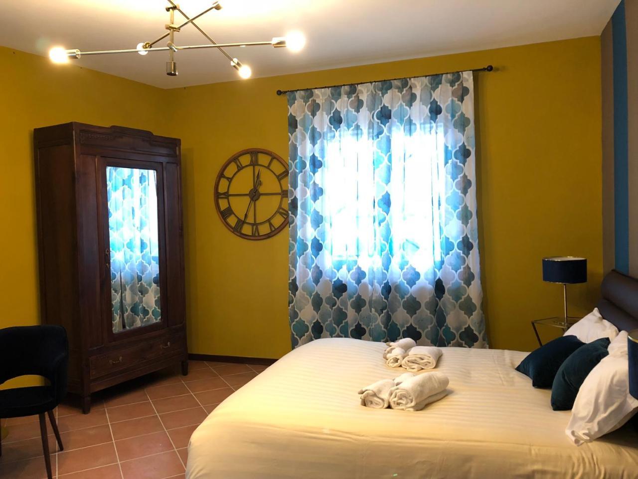 Panoramic Villa Garassino - Country Rooms And Fine Restaurant Treiso Εξωτερικό φωτογραφία