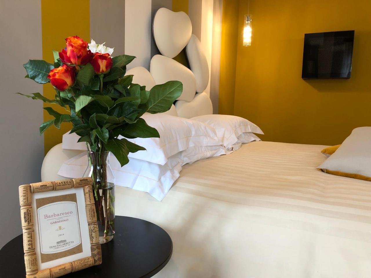 Panoramic Villa Garassino - Country Rooms And Fine Restaurant Treiso Εξωτερικό φωτογραφία