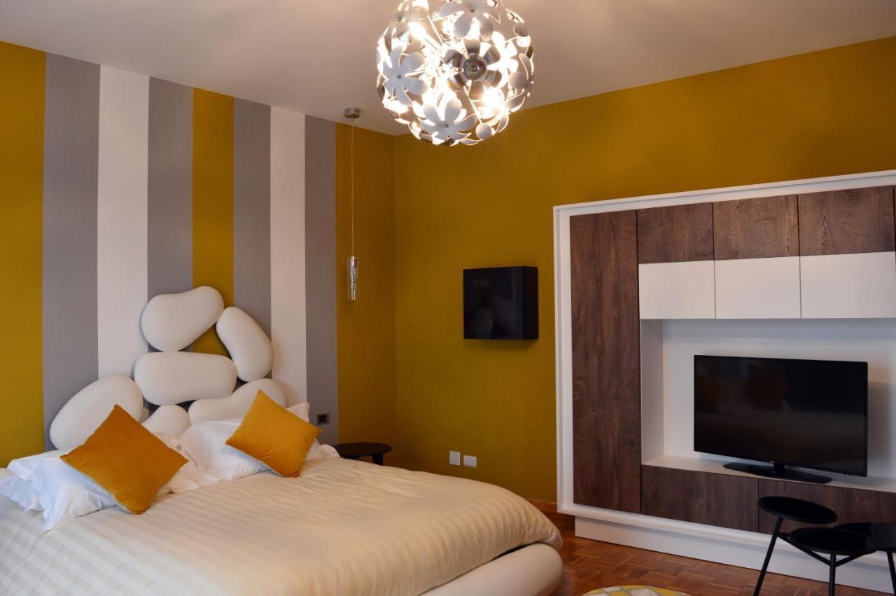 Panoramic Villa Garassino - Country Rooms And Fine Restaurant Treiso Εξωτερικό φωτογραφία