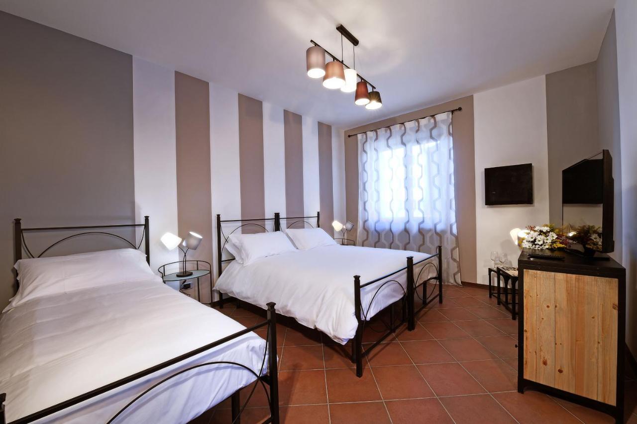 Panoramic Villa Garassino - Country Rooms And Fine Restaurant Treiso Εξωτερικό φωτογραφία