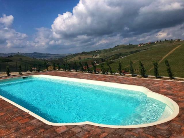 Panoramic Villa Garassino - Country Rooms And Fine Restaurant Treiso Εξωτερικό φωτογραφία